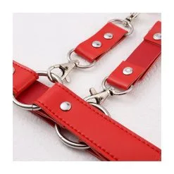 KinkHarness Ceinture Porte-Jarretelles Et Menottes Rouge -FÉMINITÉS boutique ceinture porte jarretelles et menottes rouge 4
