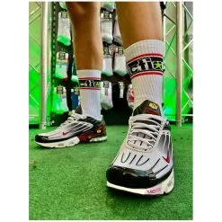 Chaussettes Blanches SPORTY Addiction Liserés Rouges 8 Chaussettes Blanches SPORTY Addiction Liserés Rouges -FÉMINITÉS boutique chaussettes blanches sporty addiction liseres rouges 3