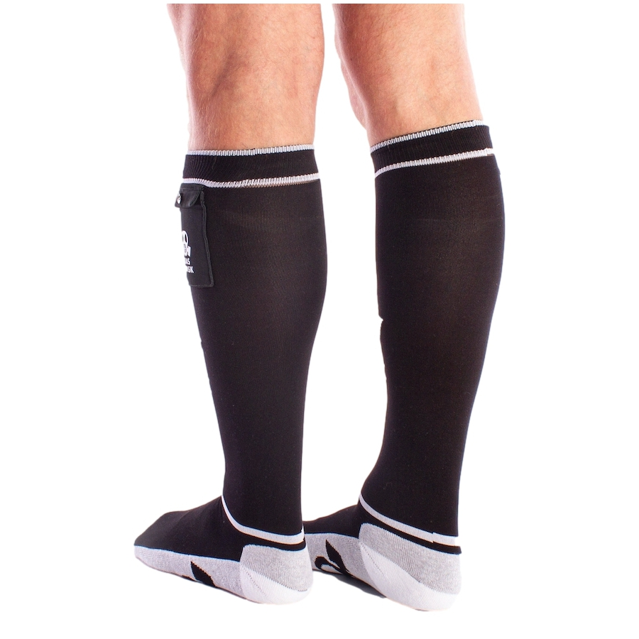 Chaussettes GAS MASK Brutus Noir-Blanc 2 Chaussettes GAS MASK Brutus Noir-Blanc – Image 2