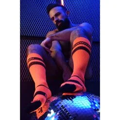 Breedwell Chaussettes Hautes LOGO KNEE Orange 15 Breedwell Chaussettes Hautes LOGO KNEE Orange -FÉMINITÉS boutique chaussettes hautes logo knee orange 5