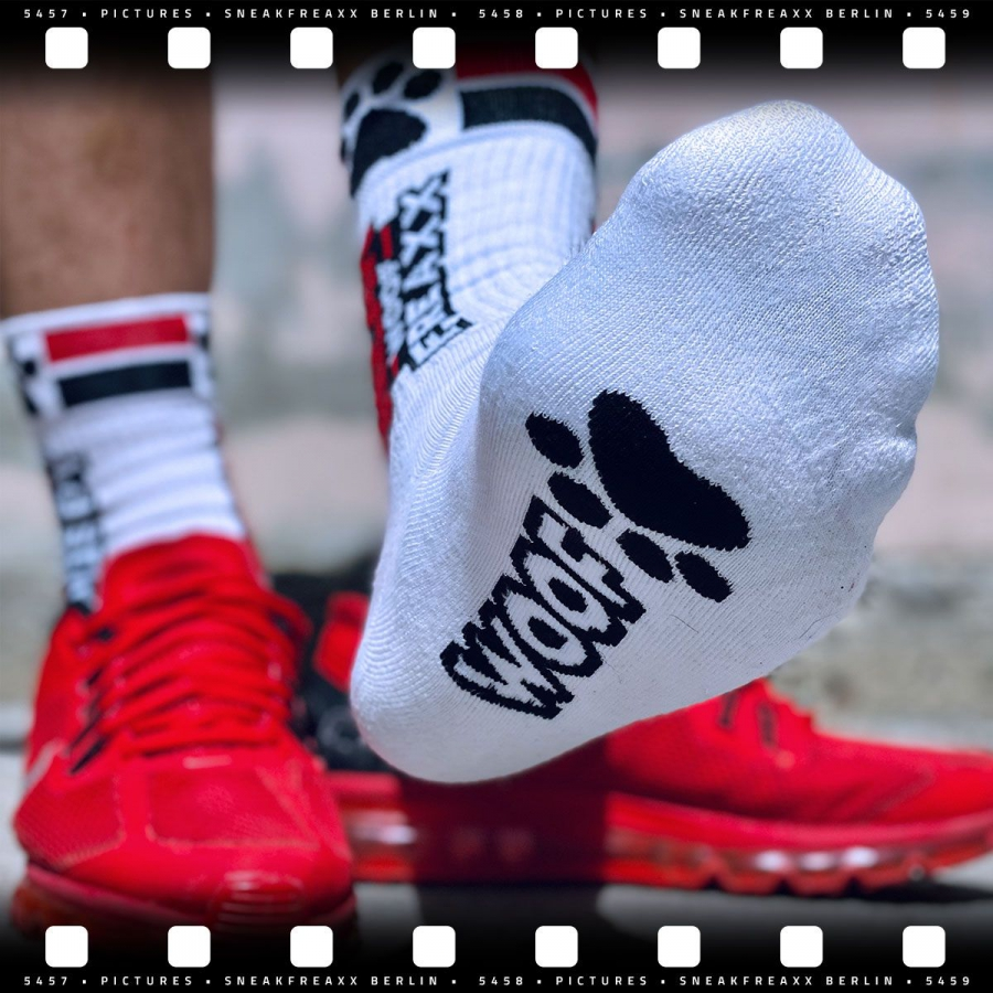 SneakFreaxx Chaussettes SNEAK WOOF PUPPY Rouge 4 SneakFreaxx Chaussettes SNEAK WOOF PUPPY Rouge – Image 4