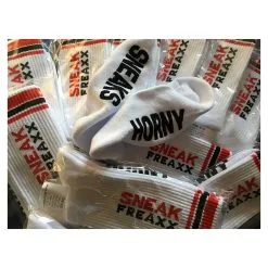 SneakFreaxx Chaussettes SOCKEN NEON Horny Rouge -FÉMINITÉS boutique chaussettes socken neon horny rouge 5