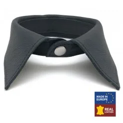 The Red Col De Chemise En Cuir