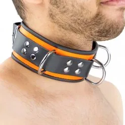 The Red Collier En Cuir 3 Anneaux D | Orange-Noir -FÉMINITÉS boutique collier en cuir 3 anneaux d orange noir 2