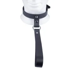 The Red Collier En Cuir Avec Laisse Courte -FÉMINITÉS boutique collier en cuir avec laisse courte 2