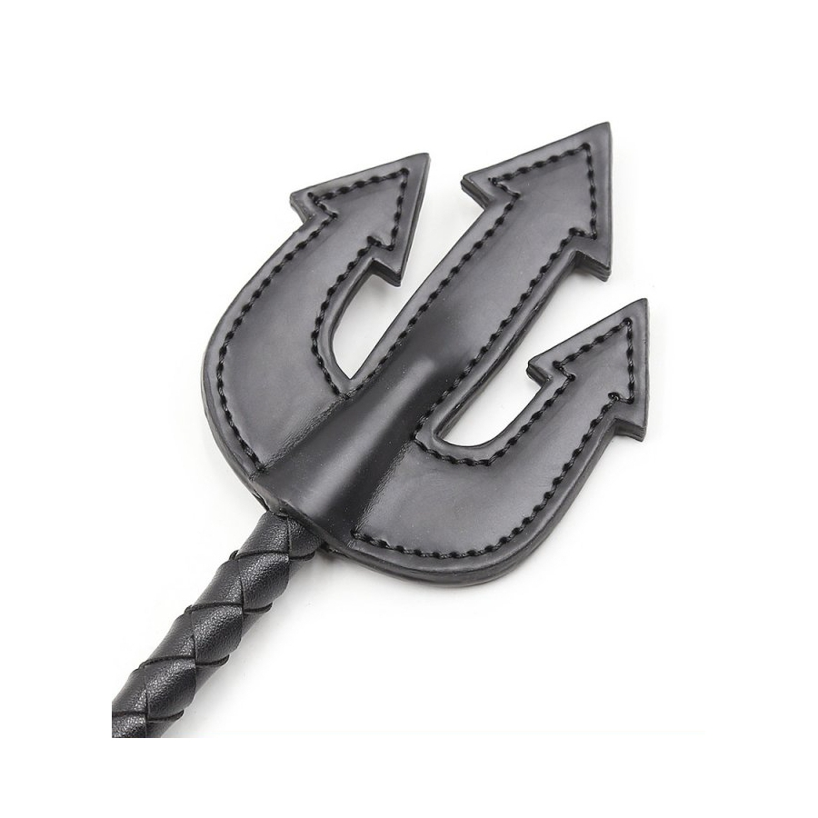 Correct Me Cravache TRIDENT 65cm Noire 2 Correct Me Cravache TRIDENT 65cm Noire – Image 2