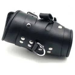 The Red Deluxe Manchette Suspension En Cuir 11 The Red Deluxe Manchette Suspension En Cuir -FÉMINITÉS boutique deluxe manchette suspension en cuir 5