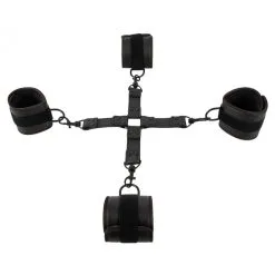 Ensemble De Retenues Mains-Pieds VEGAN FETISH -FÉMINITÉS boutique ensemble de retenues mains pieds vegan fetish 2