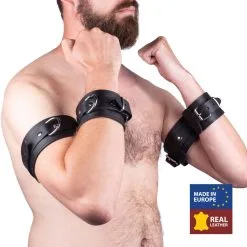 The Red Entraves En Cuir Bras/Avant-bras