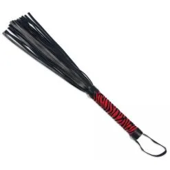 Lovetoy Martinet WHIP ME BABY Noir-Rouge 38cm -FÉMINITÉS boutique martinet whip me baby noir rouge 38cm 2
