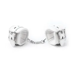 BDSMaster Menottes De Chevilles CUFF BOMB Blanches 11 BDSMaster Menottes De Chevilles CUFF BOMB Blanches -FÉMINITÉS boutique menottes de chevilles cuff bomb blanches 1 2