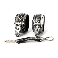 SM Fantasy Menottes De Poignets SNAKINE Noir-Argenté -FÉMINITÉS boutique menottes de poignets snakine noir argente 2