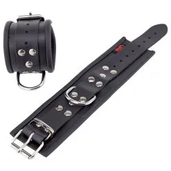 The Red Menottes En Cuir Pour Poignets Noir -FÉMINITÉS boutique menottes en cuir pour poignets noir 2