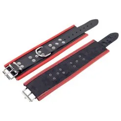 The Red Menottes En Cuir Pour Poignets Noir-Rouge -FÉMINITÉS boutique menottes en cuir pour poignets noir rouge 4