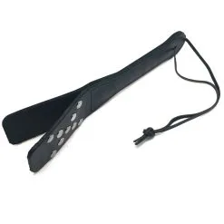 The Red Paddle En Cuir Avec Rivets Métal 25cm -FÉMINITÉS boutique paddle en cuir avec rivets metal 25cm 3