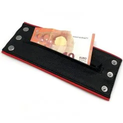 The Red Poignet Bracelet De Force En Cuir - Noir/Rouge Avec Zip -FÉMINITÉS boutique poignet bracelet de force en cuir noir rouge avec zip 3