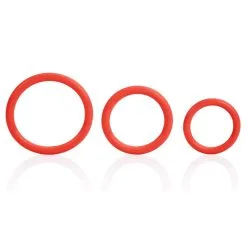 CalExotics Tri-Rings Cockring Rouge -FÉMINITÉS boutique tri rings cockring rouge 3